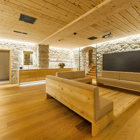 호텔 Cresta Palace Celerina St Moritz In And Out 4*