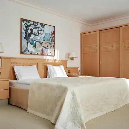 Cresta Palace Celerina St Moritz In And Out فندق